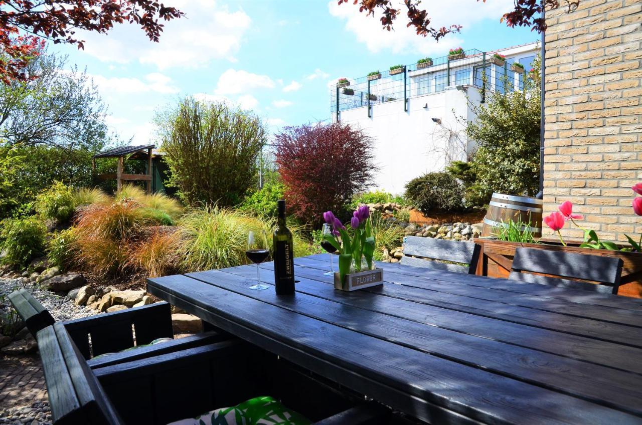 Wellness Bed & Breakfast Pergamo Voorhout Exterior photo